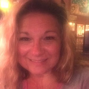 Meet your Posher, Dara